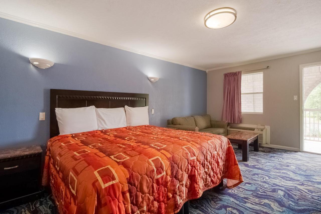 Oyo Hotel Houston I-69 & I-610 المظهر الخارجي الصورة